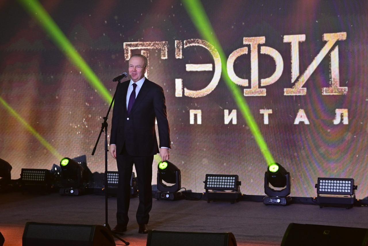 Андрей Назаров выступил с приветственным словом на премии «ТЭФИ-Капитал»
